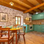 Rustica House *