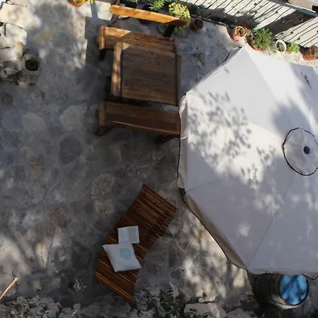 Rustica House Holiday home Skradin