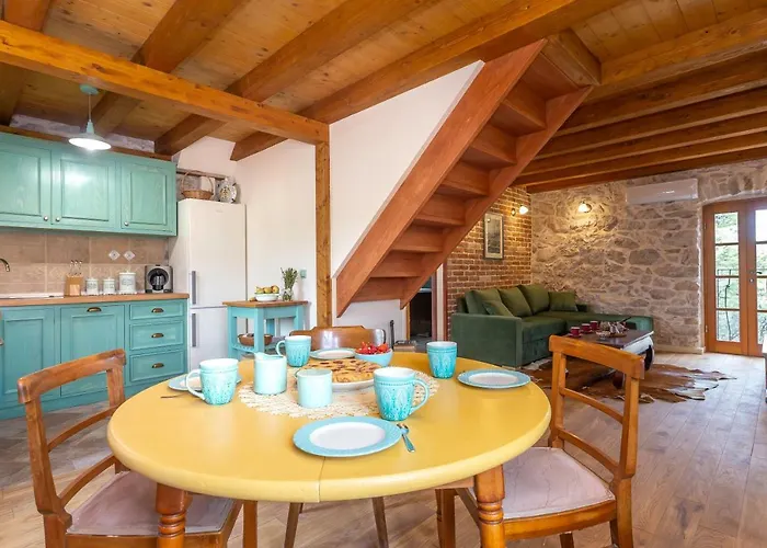 Rustica House * 斯克拉丁