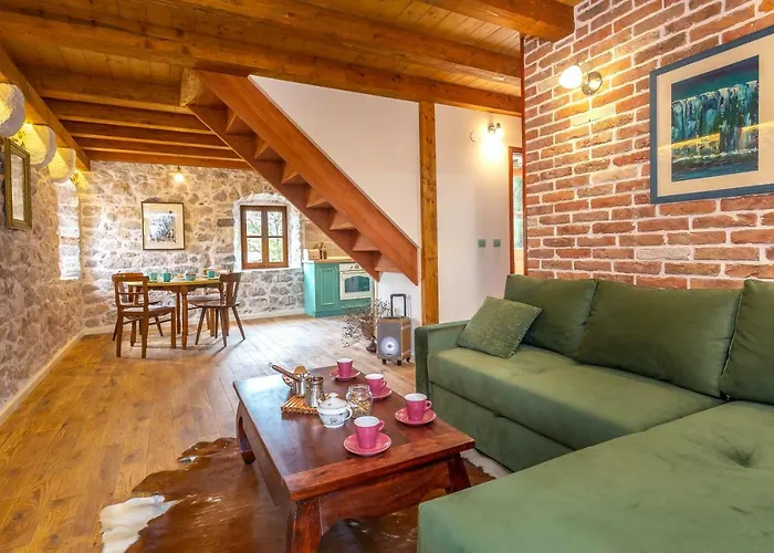 Rustica House * 斯克拉丁