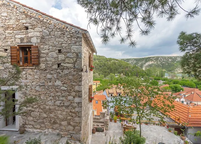 Tatil Evi Rustica House Skradin